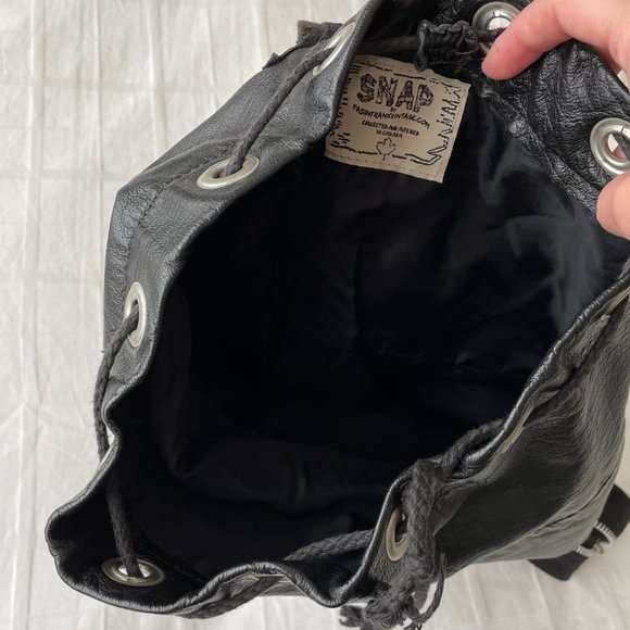 Vintage Reworked Bucket Bag Backpack - Picture 6 of 6